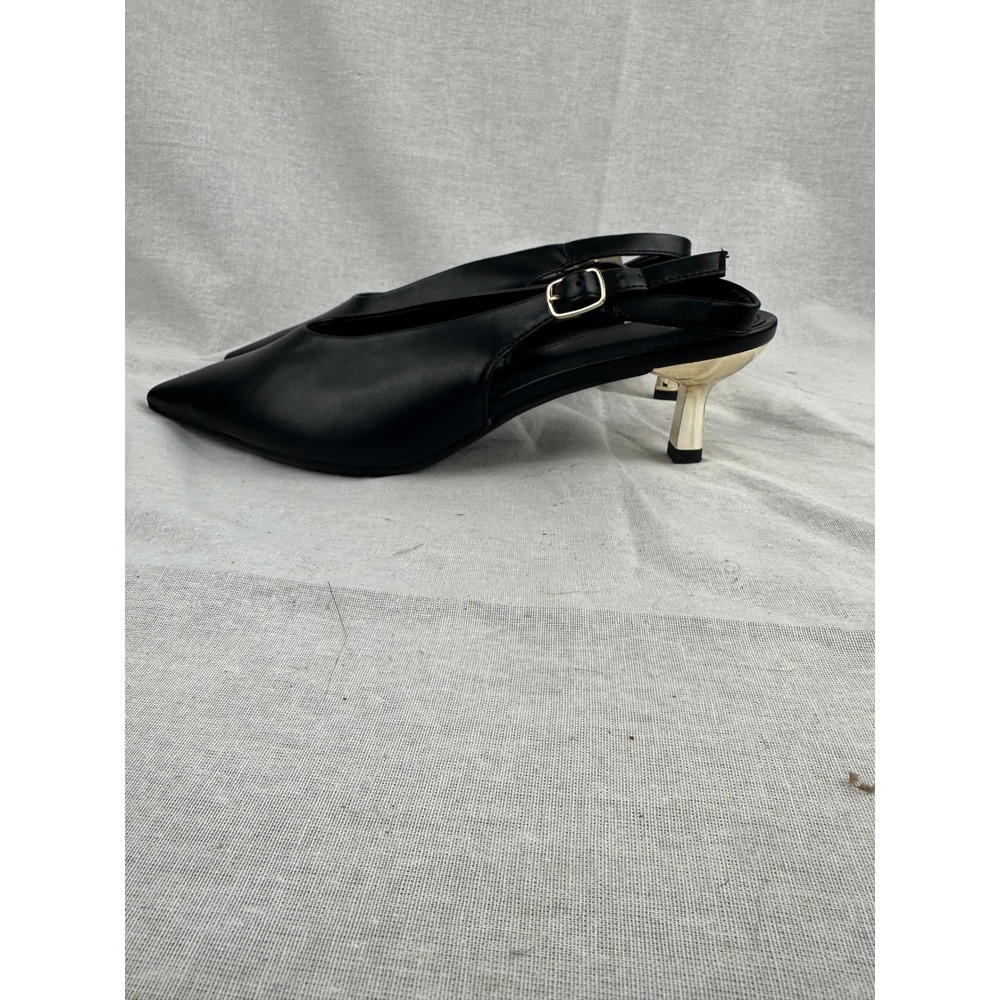 A New Day Womens Black Pointed Toe Slingback Kitten Heels Gold Sculptural Heel 8 - Picture 3 of 7